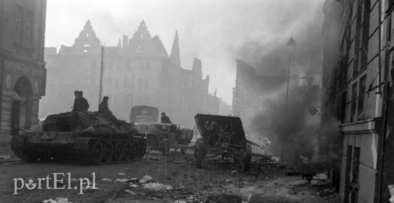 Elbląg, Elbląg w 1945 r. Elbląg, Elbląg w 1945 r.