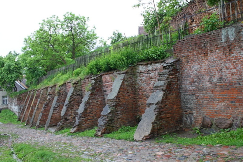 Elbląg, Mury w Pasłęku, 2010 r.