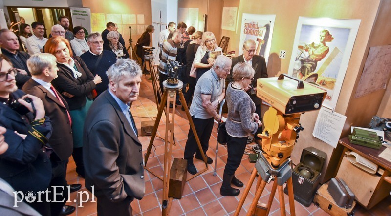 Elbląg, W elbląskim muzeum można oglądać 100 lat polskiej geodezji