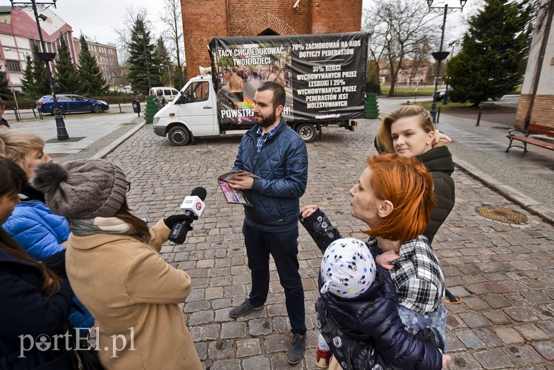 Elbląg, Marcin Musiał z Pro-prawo do życia o akcji "Stop pedofilii"