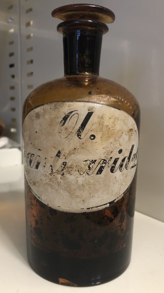Elbląg, Naczynie z kantarydą (Historia jednego przedmiotu cz. 168) Elbląg, Naczynie z kantarydą (Historia jednego przedmiotu cz. 168)