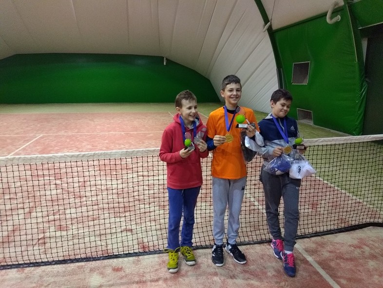 Elbląg, Wiktor Bieliński i Piotr Kowalik na podium Elbląg, Wiktor Bieliński i Piotr Kowalik na podium