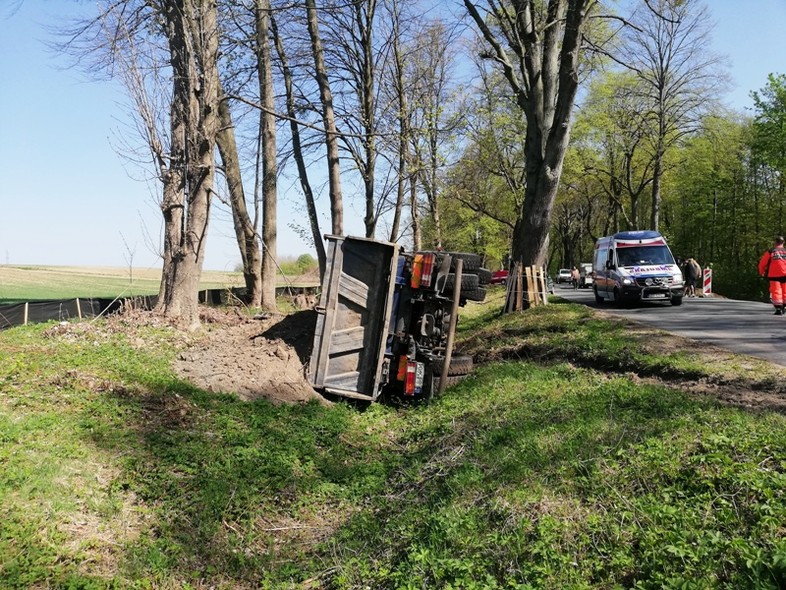 Elbląg, Ciężarówka w rowie w Narusie Elbląg, Ciężarówka w rowie w Narusie