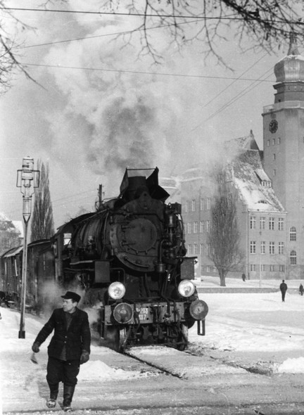 Elbląg, Elbląg na dużym ekranie, czyli „Ciuchcią przez miasto i do Suchacza”