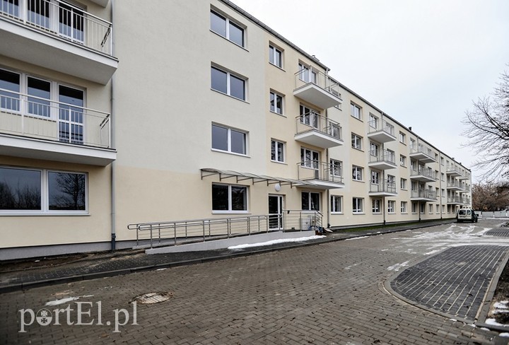 Elbląg, Komunalne mieszkania przy ul. Obrońców Pokoju oddano do użytku w grudniu 2013 roku