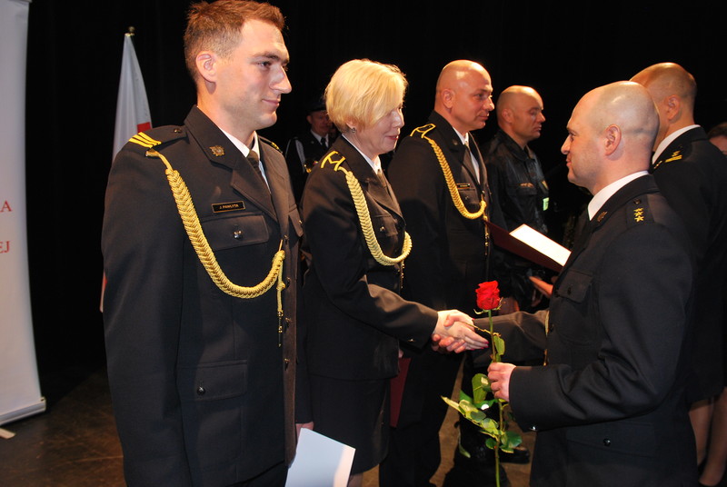 Elbląg, Nagrody i awanse dla strażaków