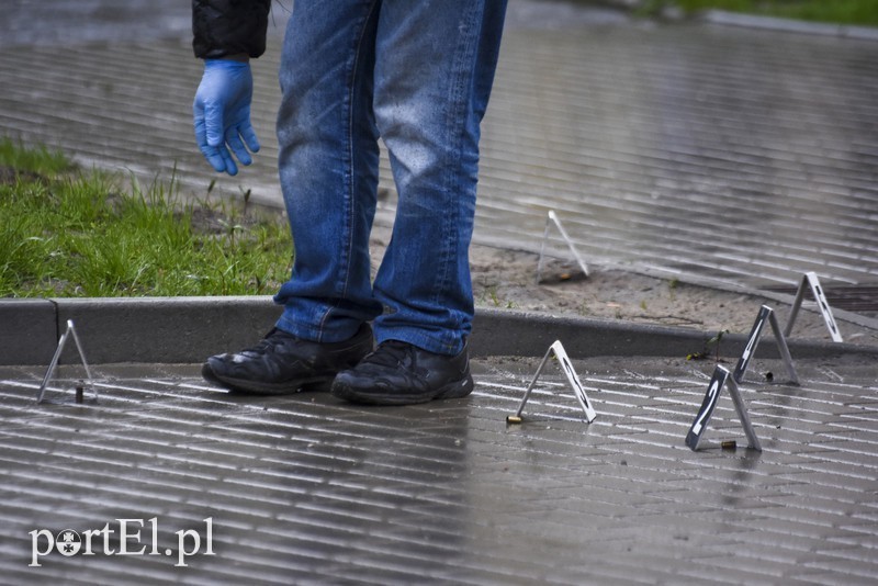 Elbląg, Strzały padły w kwietniu 2017 r. na parkingu przy ul. Kosynierów Gdyńskich
