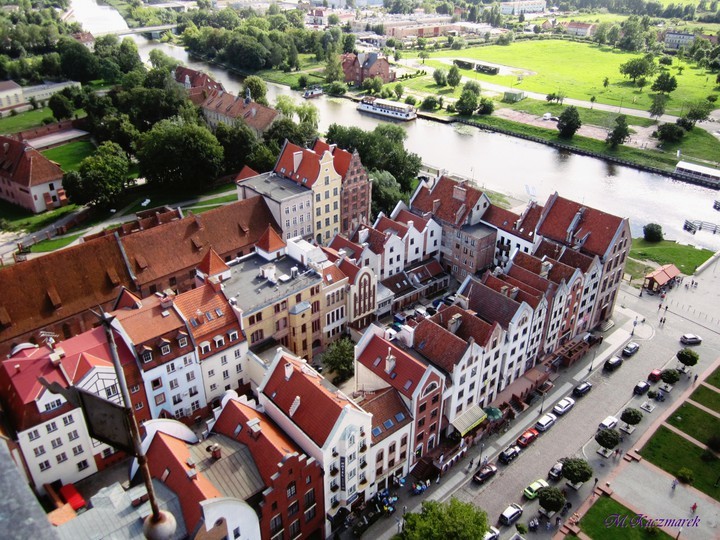 Elbląg, Zdjęcie pochodzi z konkursu Fotka Miesiąca z sierpnia 2016 roku. Autor: MartaKaczmarek Elbląg, Zdjęcie pochodzi z konkursu Fotka Miesiąca z sierpnia 2016 roku. Autor: MartaKaczmarek