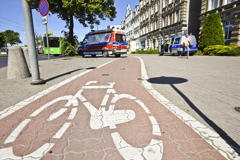 Elbląg, Rowerzysta uderzył w ciężarówkę