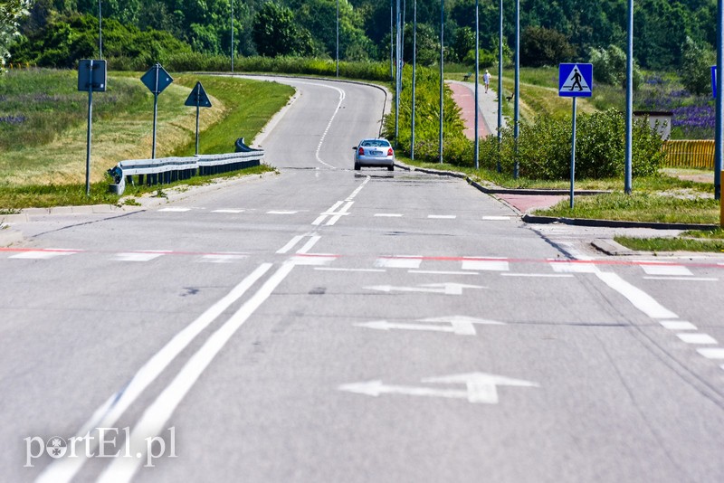 Elbląg, Podyskutuj o Elblągu: progi na Modrzewinie