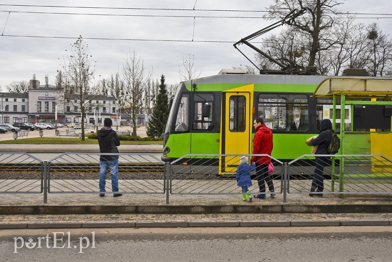 Elbląg, Przy dworcu staną biletomaty