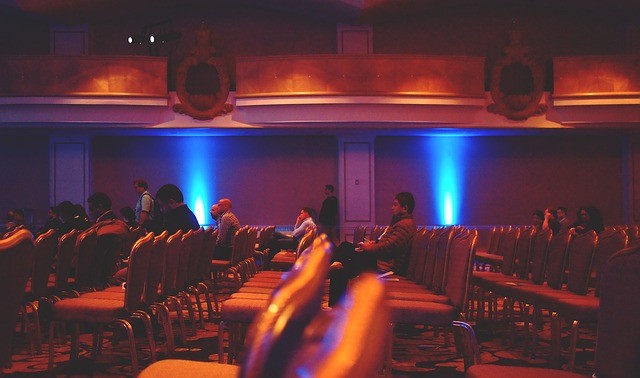 Podstawowe wyposażenie na targi i konferencje Podstawowe wyposażenie na targi i konferencje