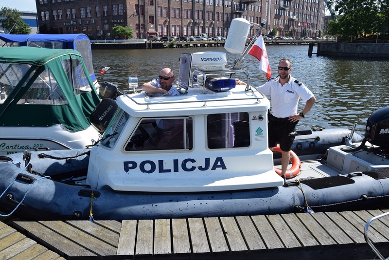 Elbląg, Policjanci są również na wodzie Elbląg, Policjanci są również na wodzie