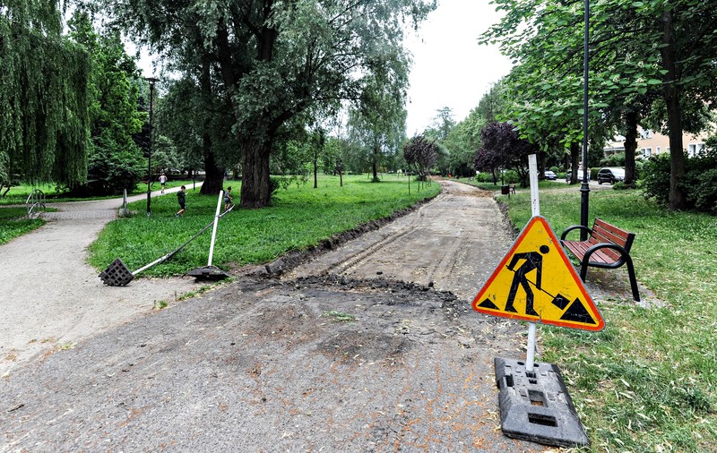 Elbląg, Alejka w remoncie