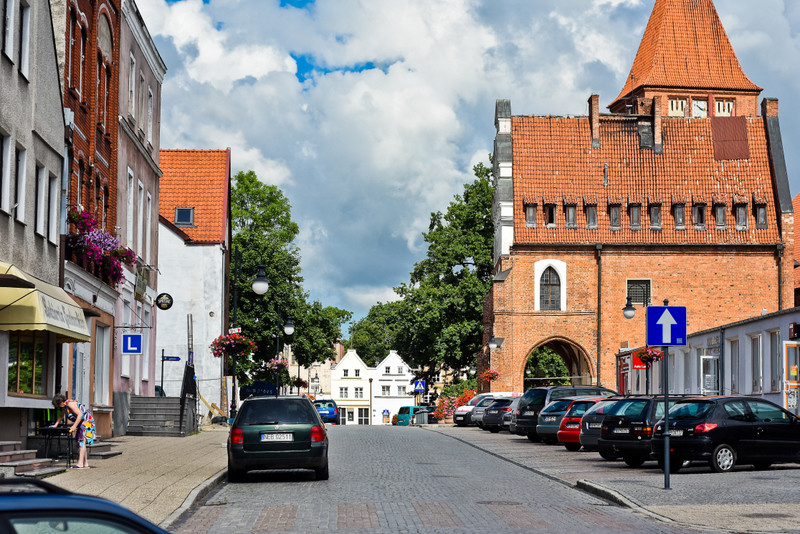 Elbląg, Nad jezioro, na cmentarz i na lody  (Cudze chwalicie, swego nie znacie, odcinek 1)