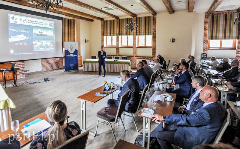 Elbląg, W konferencji wzięło udział kilkudziesięciu przedstawicieli instytucji, działających na rzecz rozwoju żeglugi śródlądowej Elbląg, W konferencji wzięło udział kilkudziesięciu przedstawicieli instytucji, działających na rzecz rozwoju żeglugi śródlądowej