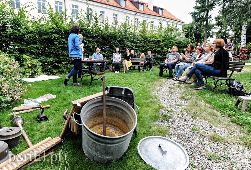 Elbląg, O przedmiotach do prania można było nie tylko posłuchać, ale i  je obejrzeć