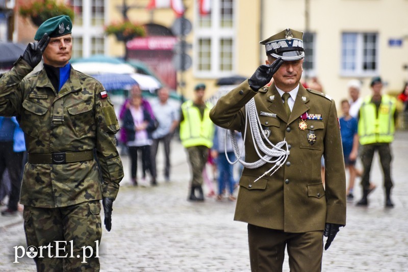 Elbląg, Elbląg wojskiem stoi