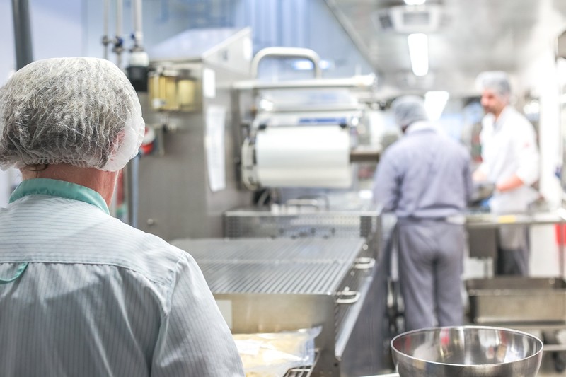 Regały i szafki ze stali nierdzewnej w gastronomii - jakie wybrać? Regały i szafki ze stali nierdzewnej w gastronomii - jakie wybrać?