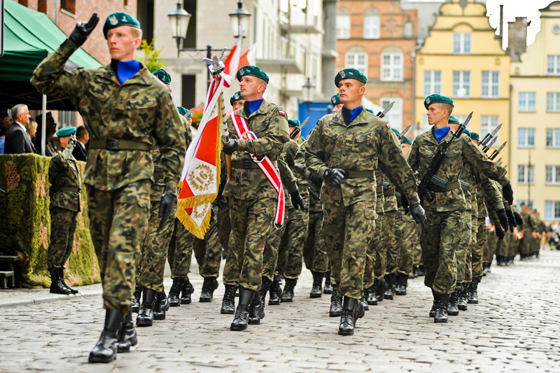 Elbląg, Defilada uświetniła elbląskie obchody Święta WOjska Polskiego