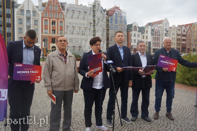 Elbląg, Kandydaci Lewicy spotkali się z dziennikarzami na starówce