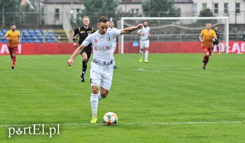 Elbląg, Damian Szuprytowski dał Olimpii trzy punkty w meczu z Gryfem Wejherowo (fot. Anna Dembińska,