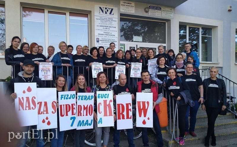 Elbląg, Pierwszy protest odbył się w maju i trwal około tygodnia. Pierwszego dnia fizjoterapeuci oddawali honorowo krew Elbląg, Pierwszy protest odbył się w maju i trwal około tygodnia. Pierwszego dnia fizjoterapeuci oddawali honorowo krew