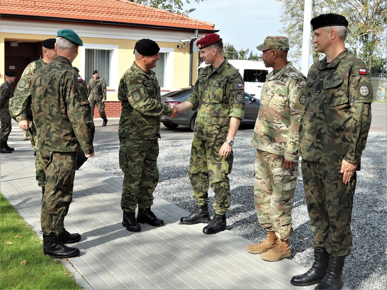 Elbląg, Dowódca Wojsk Lądowych Chorwacji w Elblągu Elbląg, Dowódca Wojsk Lądowych Chorwacji w Elblągu