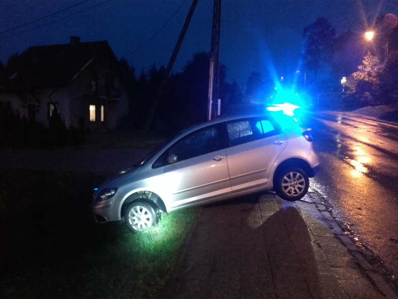 Elbląg, Promile wiodły go w "przepaść" - mężczyzna zatrzymał się na skarpie