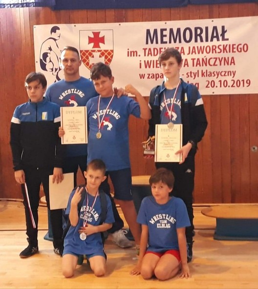 Elbląg, Niedziela na medal dla elbląskich zapaśników