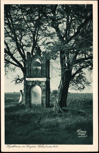 Elbląg, Kapliczka w Gnojewie (archiwum portEl.pl) Elbląg, Kapliczka w Gnojewie (archiwum portEl.pl)