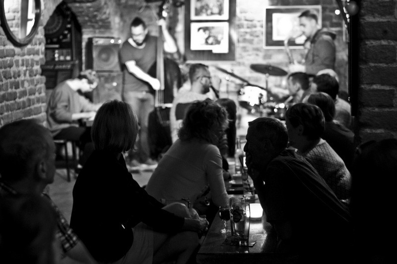 Elbląg, Jedna z sesji jazzowych w Krypcie Elbląg, Jedna z sesji jazzowych w Krypcie