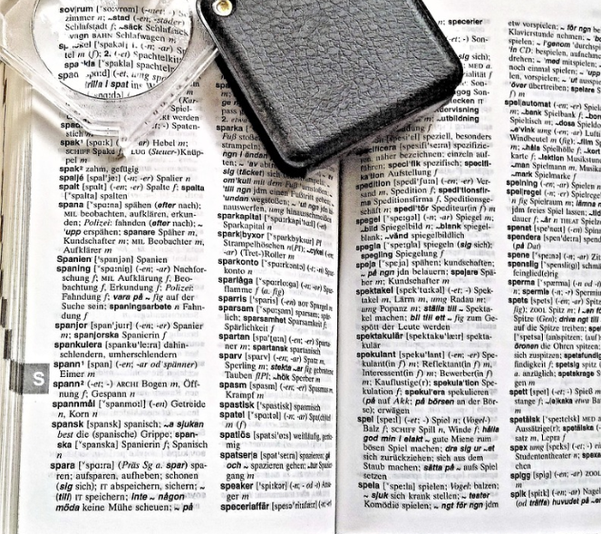 Jak przygotować pracę naukową po niemiecku? Jak przygotować pracę naukową po niemiecku?