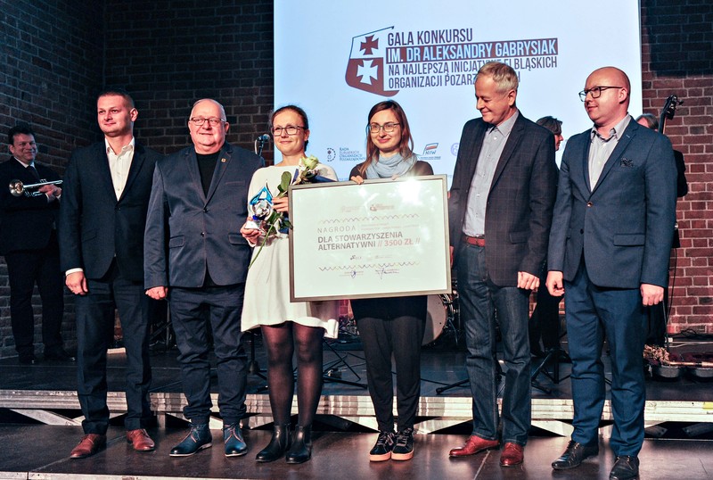 Elbląg, Przedstawiciele "Alternatywnych" odebrali nagrodę za najlepszą inicjatywę Elbląg, Przedstawiciele "Alternatywnych" odebrali nagrodę za najlepszą inicjatywę