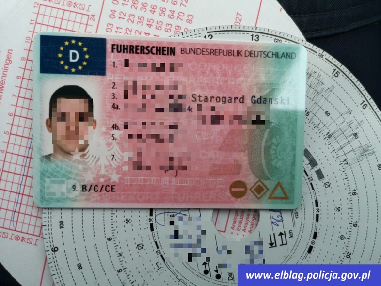 Elbląg, Pokazał policjantom niemieckie prawo jazdy Elbląg, Pokazał policjantom niemieckie prawo jazdy
