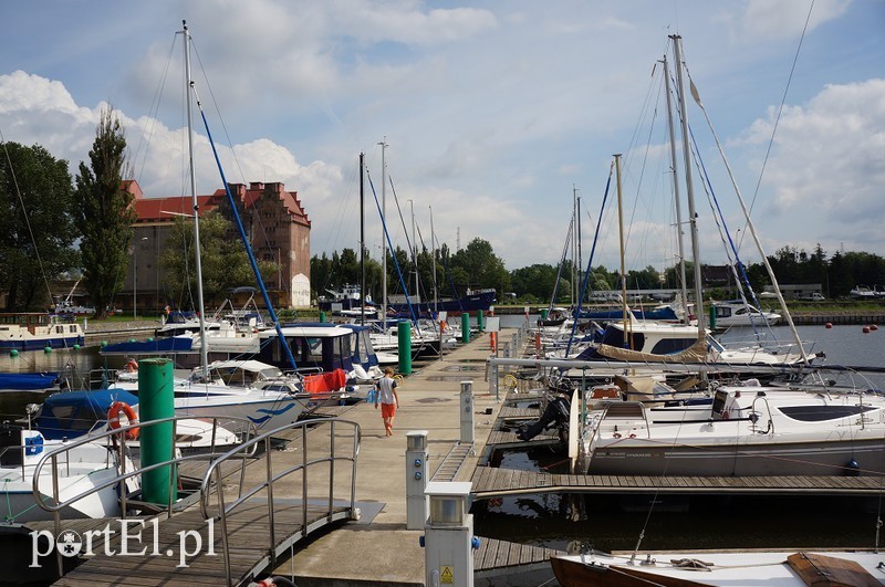 Elbląg, Turyści chcą skorzytsac z atrakcji na rzece Elbląg *