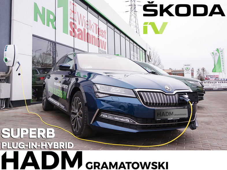 Skoda SUPERBiV: Poznaj różnice pomiędzy hybrydą plug-in, a "klasyczną hybrydą"