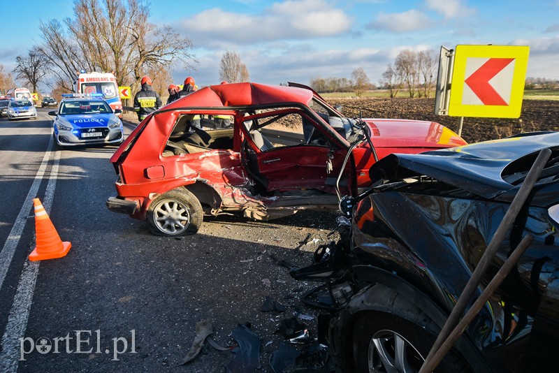 Elbląg, Zderzenie volkswagena z kią na drodze krajowej nr 22