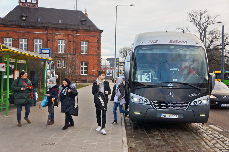 Elbląg, Po Elblągu jeżdżą autobusy PKS, które pełnią rolę komunikacji zastępczej