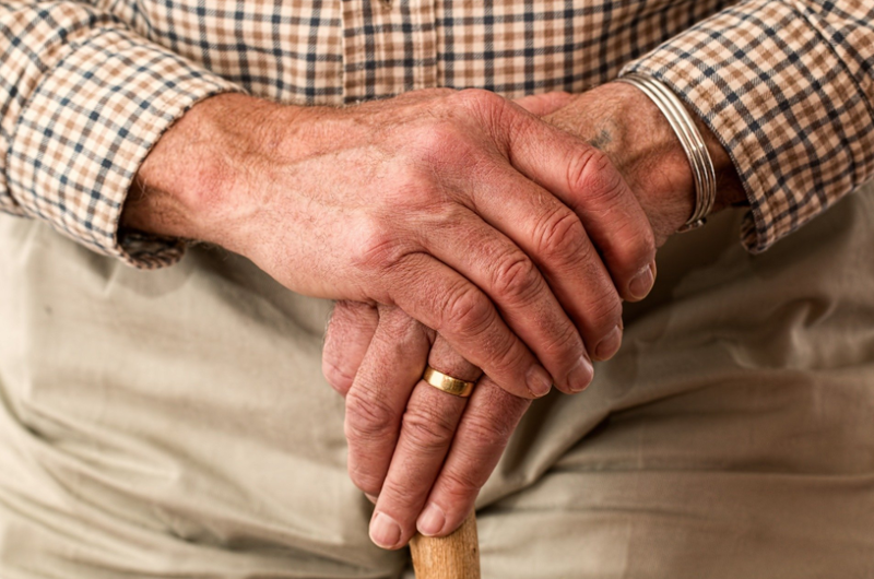 Elbląg, Elblążanie z pomocą seniorom