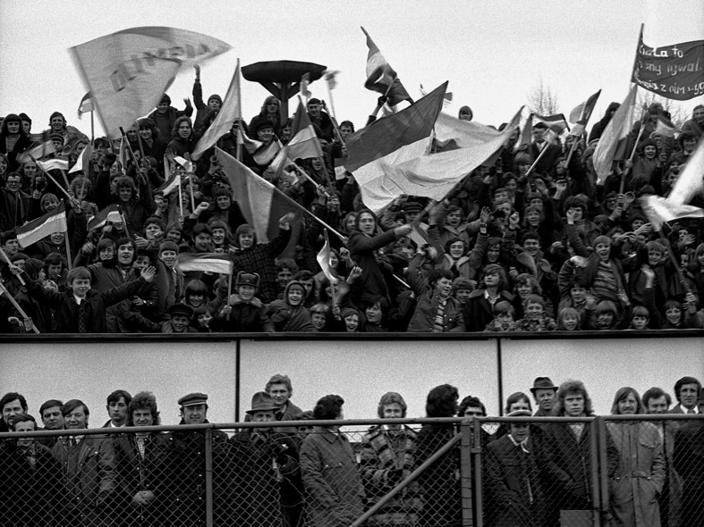 Elbląg, Elbląska piłka nożna z lat 70. na zdjęciach Czesława Misiuka Elbląg, Elbląska piłka nożna z lat 70. na zdjęciach Czesława Misiuka