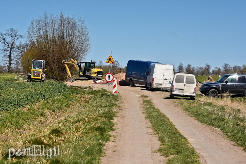 Elbląg, Na drodze do posesji naszego czytelnika jest plac budowy i zakaz ruchu pieszych