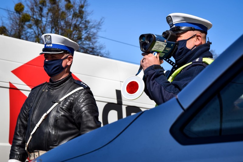 Elbląg, Policjanci kontrolują prędkość