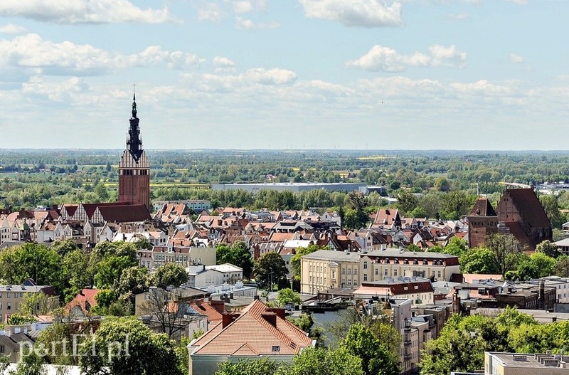 Elbląg, Taki m.in. widok na Elbląg rozpościera się z dachu Regal Park