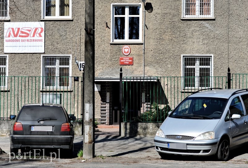 Elbląg, Nie masz pracy, zgłoś się do wojska