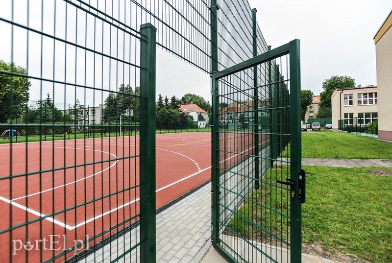 Elbląg, Boisko przy SOSW nr 1 w Elbląg, Elbląg, Boisko przy SOSW nr 1 w Elbląg,