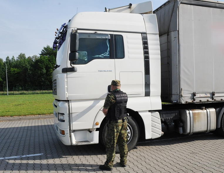 Elbląg, Daf skradziony w Hiszpanii odzyskany w Grzechotkach Elbląg, Daf skradziony w Hiszpanii odzyskany w Grzechotkach
