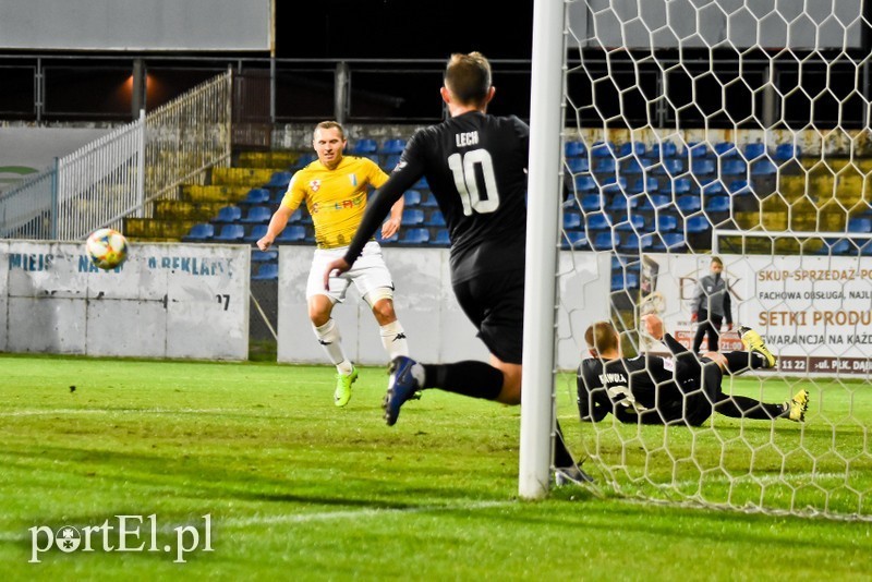Elbląg, Olimpia przegrała 0:1 z Bytovią Bytów (pot. Michał Skroboszewski, arch. portEl.pl) Elbląg, Olimpia przegrała 0:1 z Bytovią Bytów (pot. Michał Skroboszewski, arch. portEl.pl)