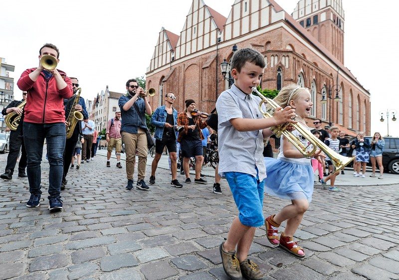 Elbląg, Starówką rządziła muzyka