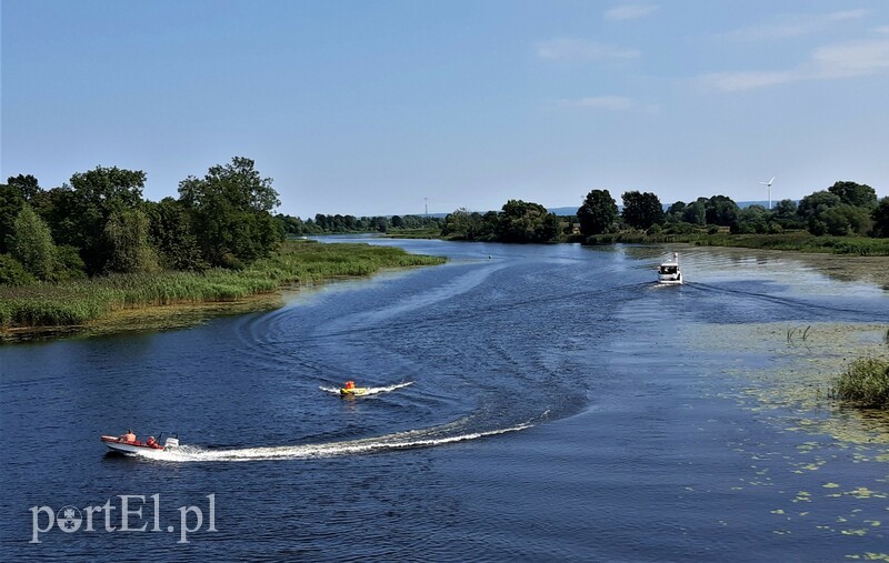 Elbląg, Widok na rzekę Nogat z mostu drogowego w Jazowej,